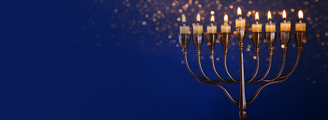 Chanucá não é o Natal judaico, mas as luzes são de todos nós! Chanucá não é o Natal judaico, mas as luzes são de todos nós!
