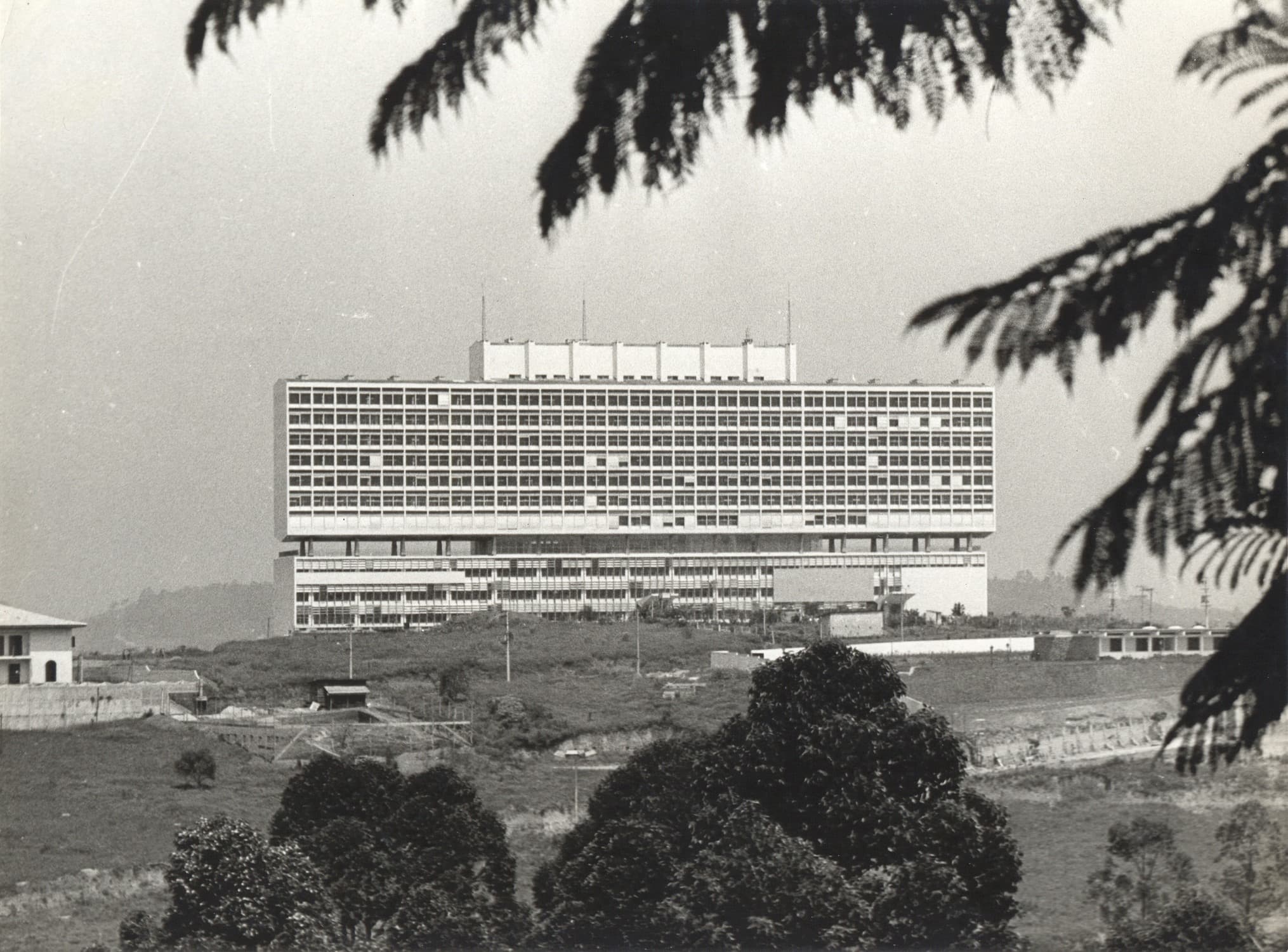 foto prédio do hospital em 1971