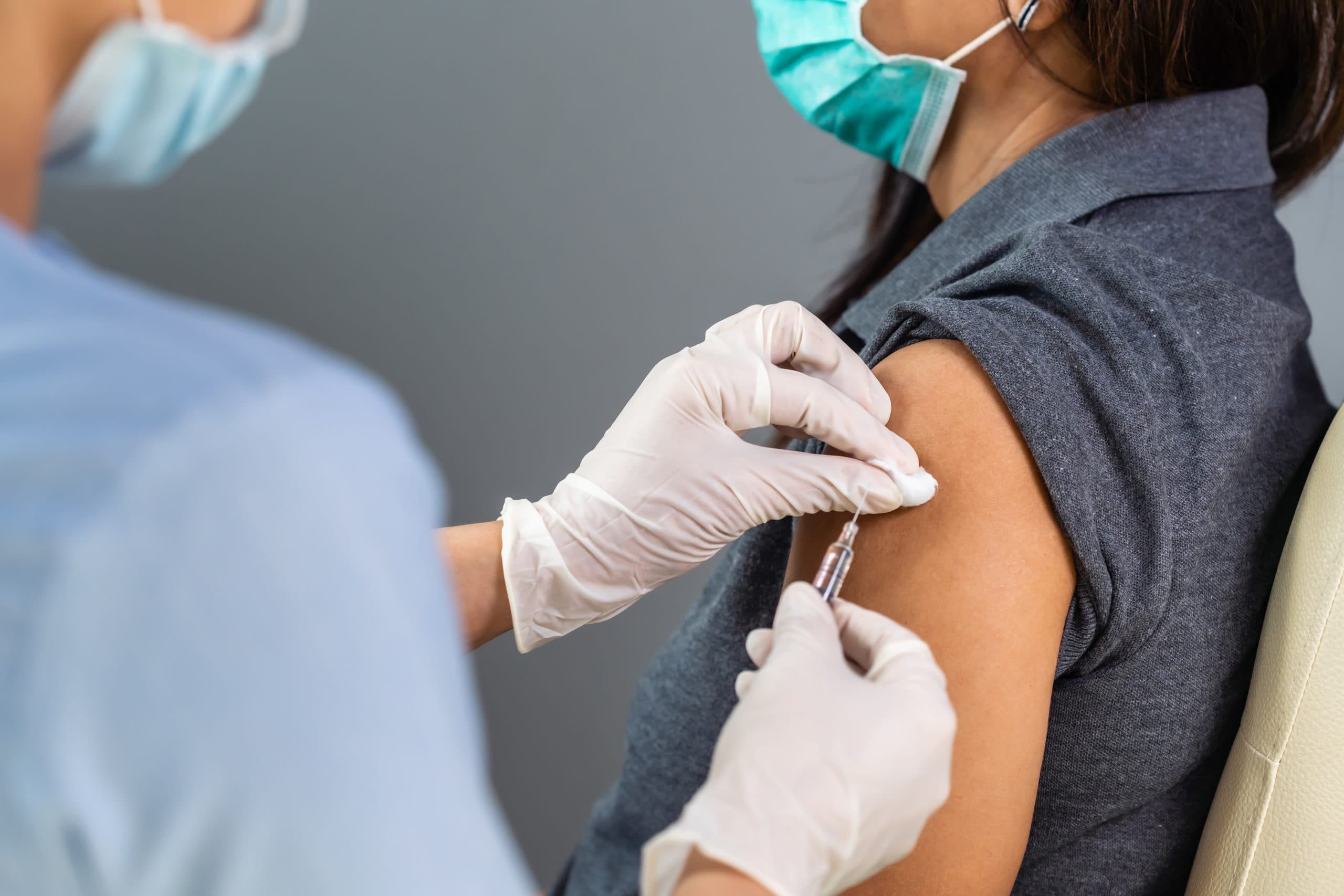 Vacinas bivalentes da Covid: como elas funcionam contra a Ômicron?