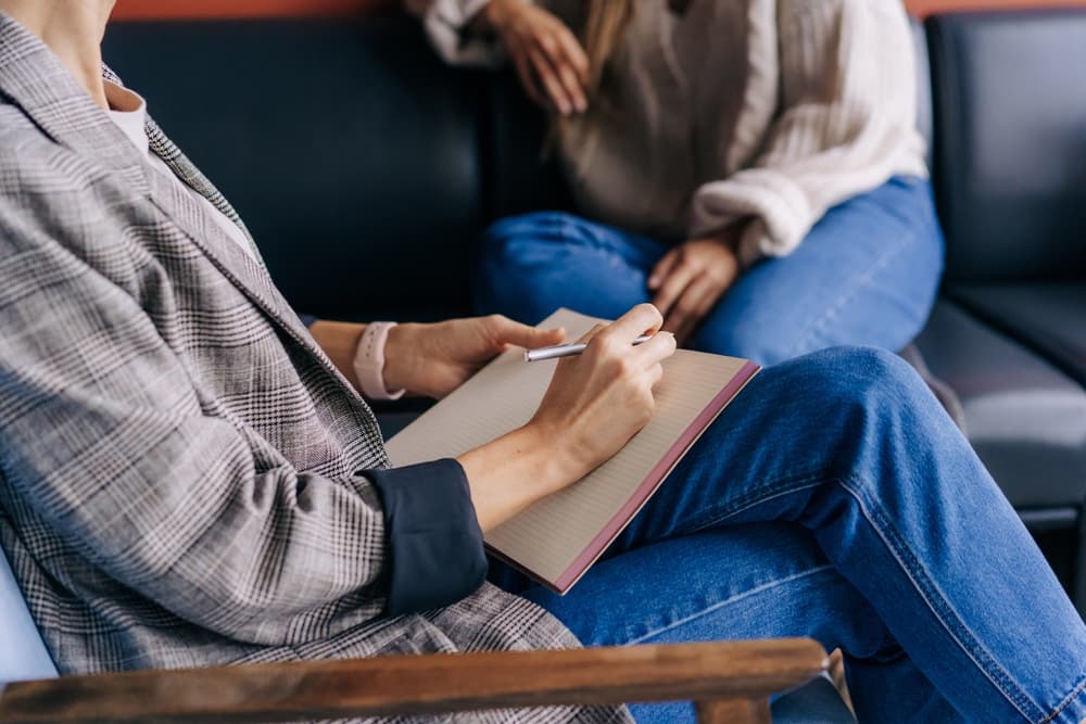 O que é a psicoterapia e quais são os principais tipos de abordagem?
