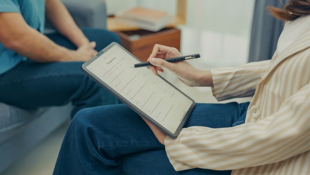Sessão de Psicoterapia para tratar transtorno de personalidade antissocial