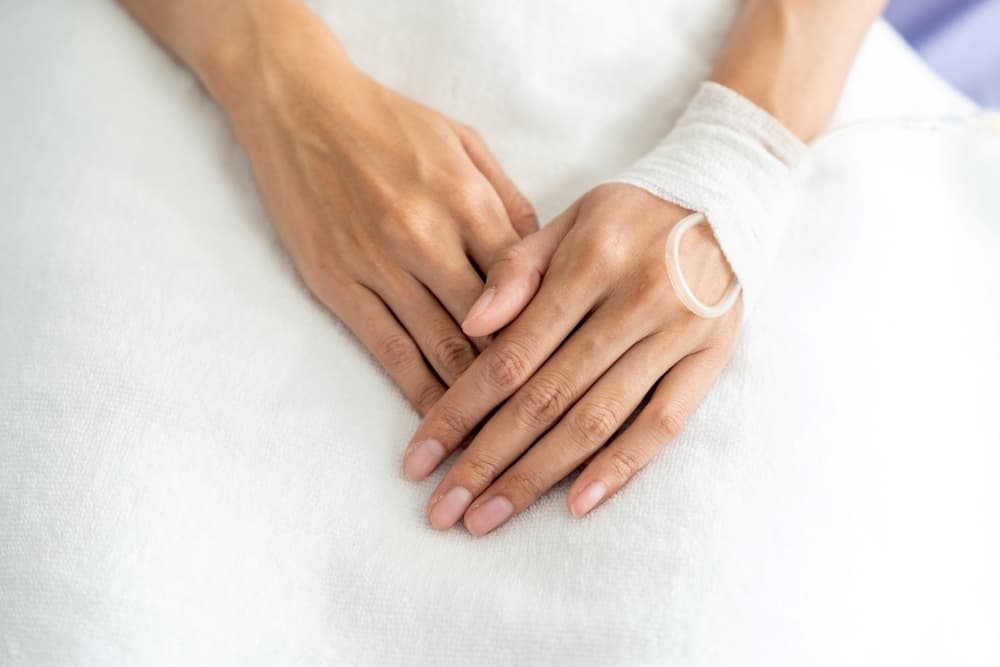 Infusão de pembrolizumabe em ambiente hospitalar