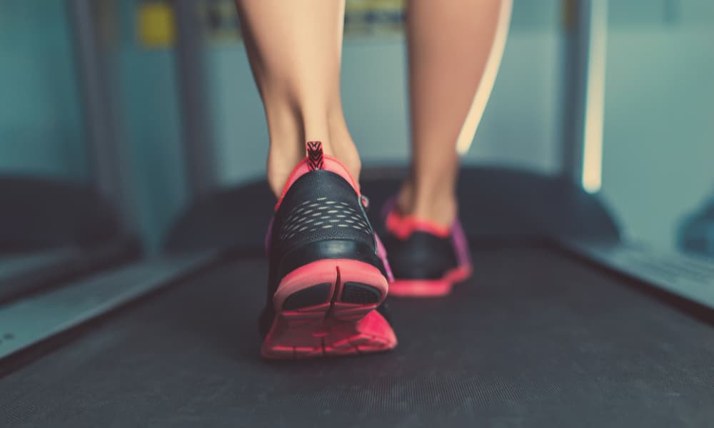 mulher_exercicio_esteira