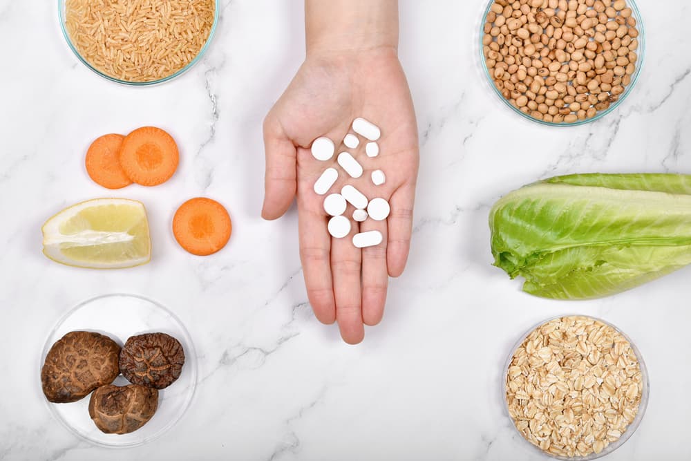 Vitamin,Nutrition,Pills,On,Hand,,Natural,Mineral,Medicine,Supplement,From